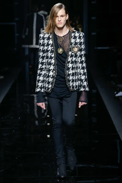 Look 42